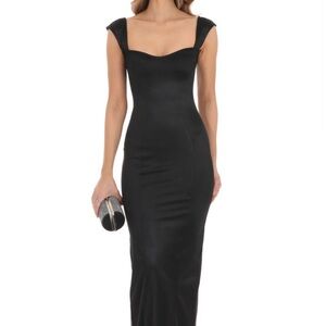 Elegant Black Evening Gown